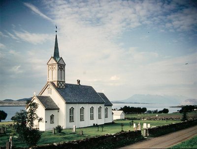 Typische dorpskerk, c.1796 door Norwegian School